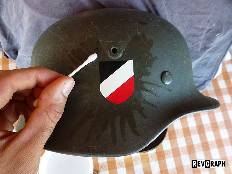 apply decal german helmet applicare decal elmetto tedesco Waffen SS Wehrmacht Luftwaffe kriegsmarine image