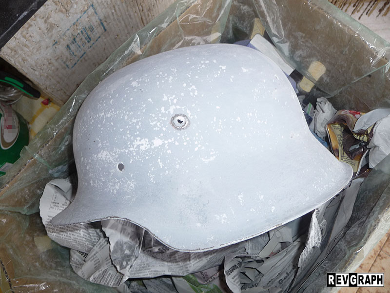 refurbish restore german helmet and paint - restaurare elmetto tedesco e verniciare - image